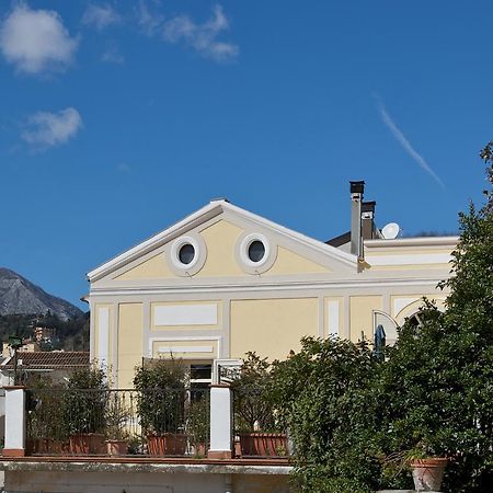 Bed and Breakfast La Casa Di Donn'Amelia Molina  Exteriér fotografie