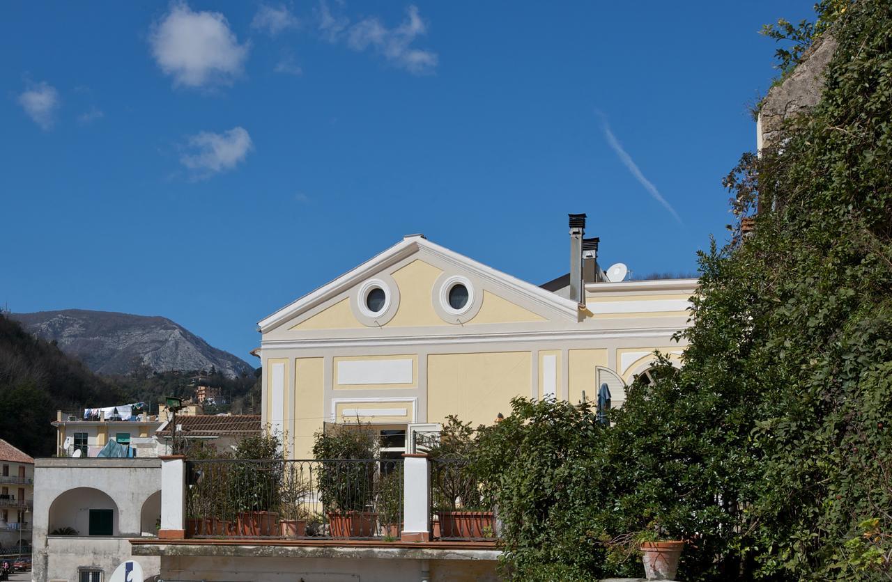 Bed and Breakfast La Casa Di Donn'Amelia Molina  Exteriér fotografie